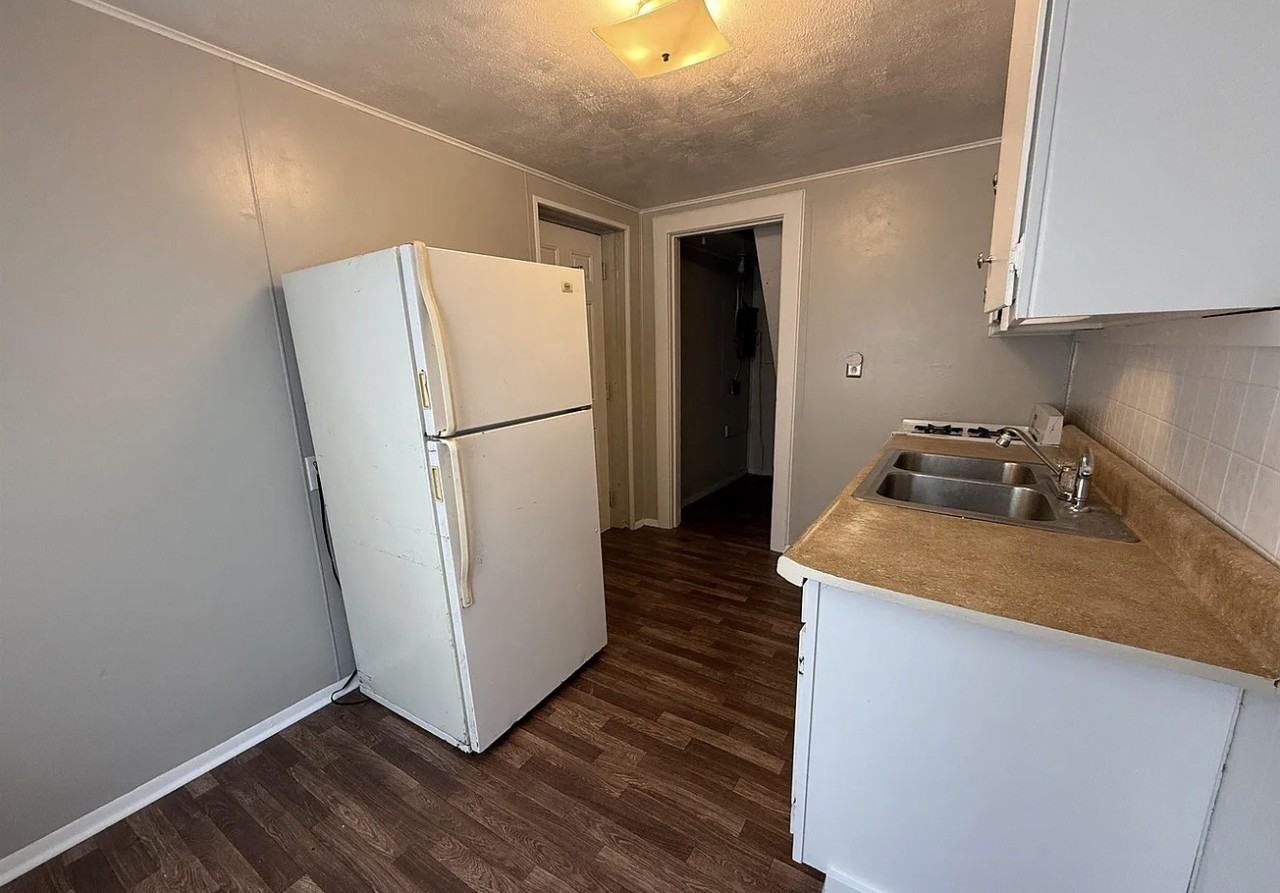 3119 N Western Ave #1 - Photo 3 of 8