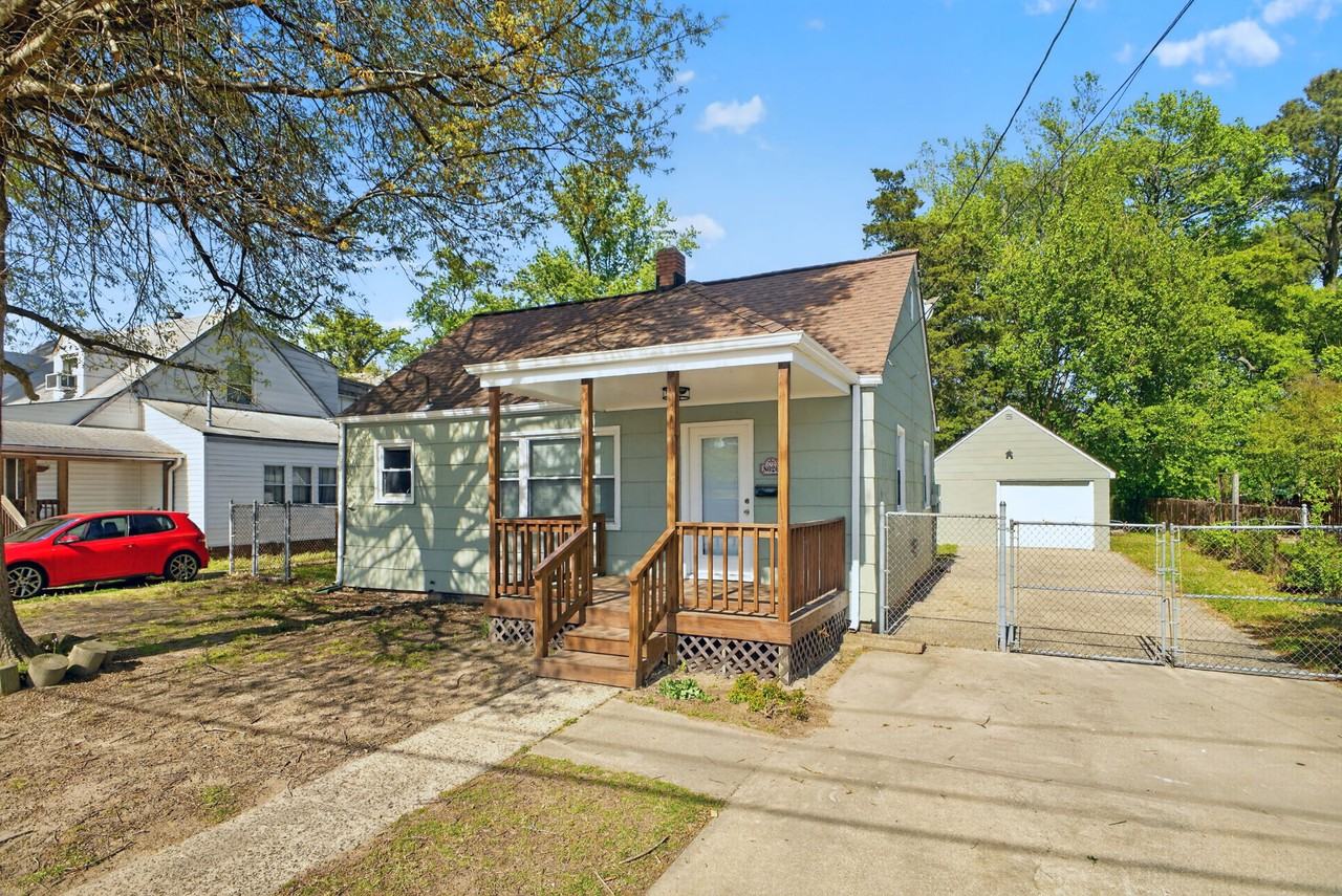 8026 E Glen Rd #1 - Photo 2 of 15