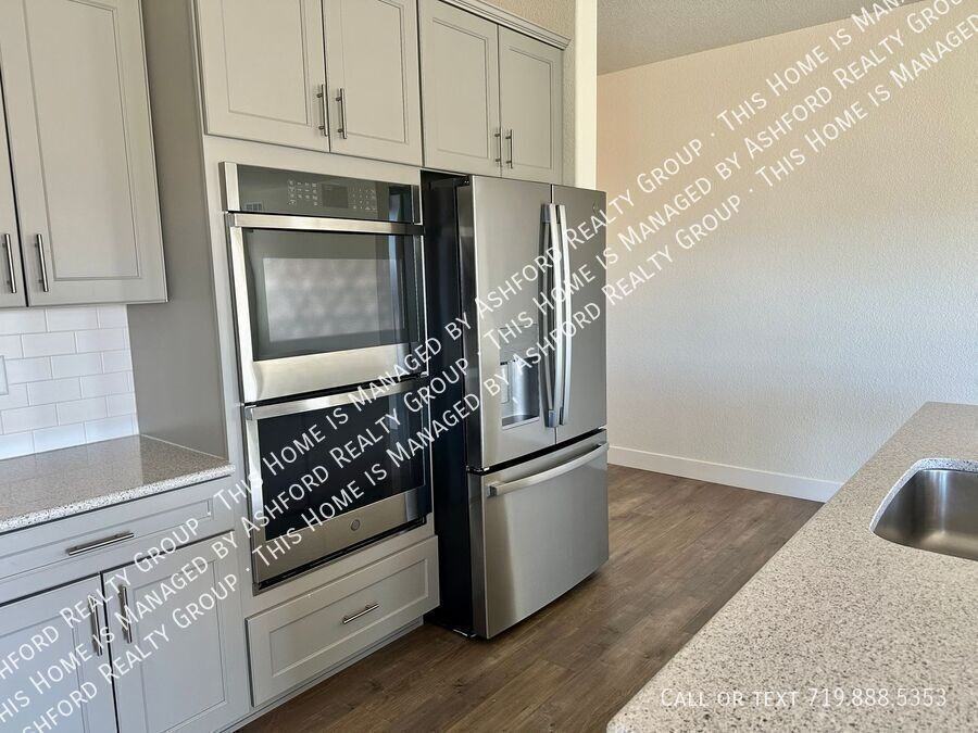 8313 Noreen Falls Dr - Photo 5 of 17