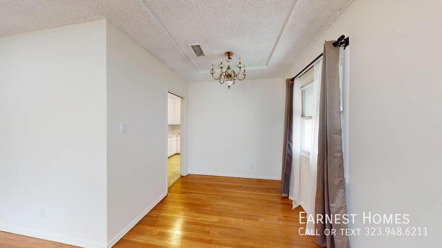 8447 Wheatland Ave - Photo 7 of 24