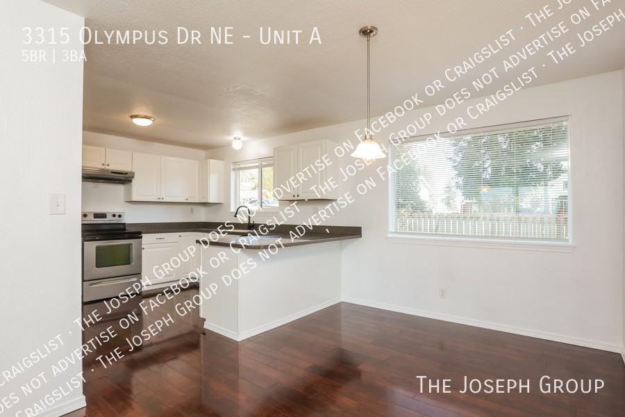 3315 Olympus Dr Ne #A - Photo 5 of 33