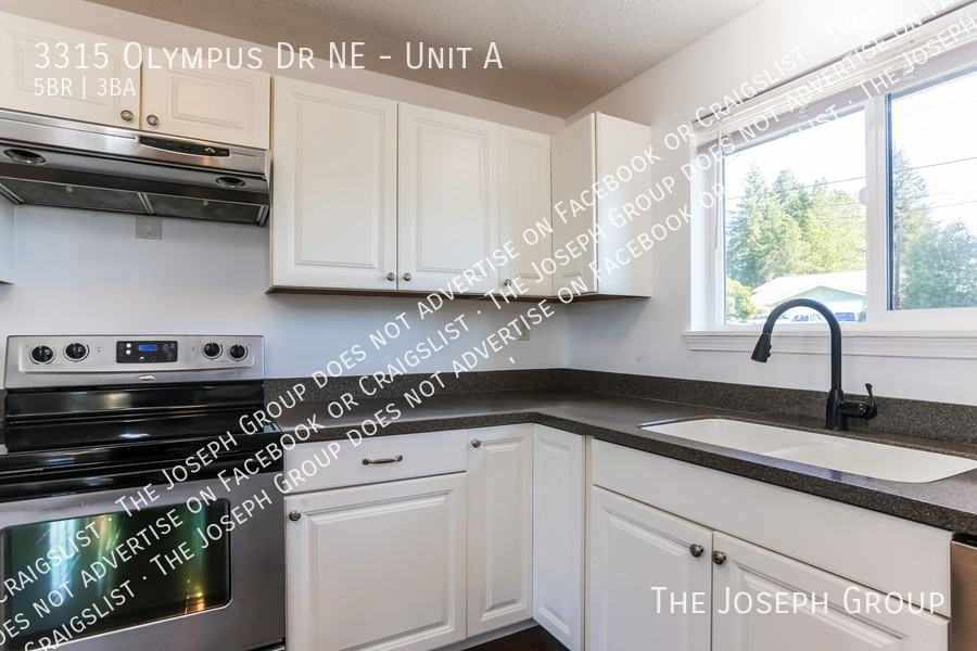 3315 Olympus Dr Ne #A - Photo 7 of 33