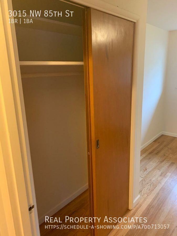 3015 Nw 85th St - Photo 6 of 23