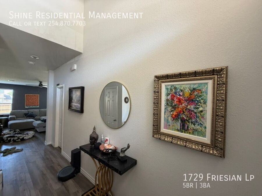 1729 Friesian Loop - Photo 7 of 50