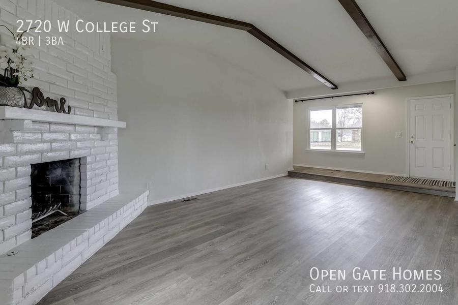 2720 W College St - Photo 6 of 31