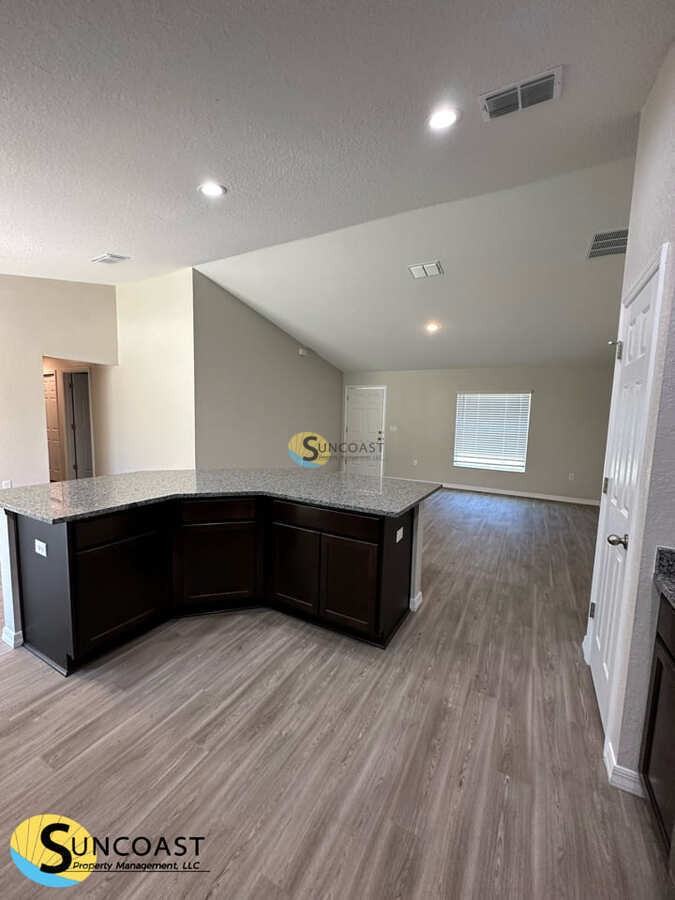 8009 N Primrose Dr - Photo 4 of 25