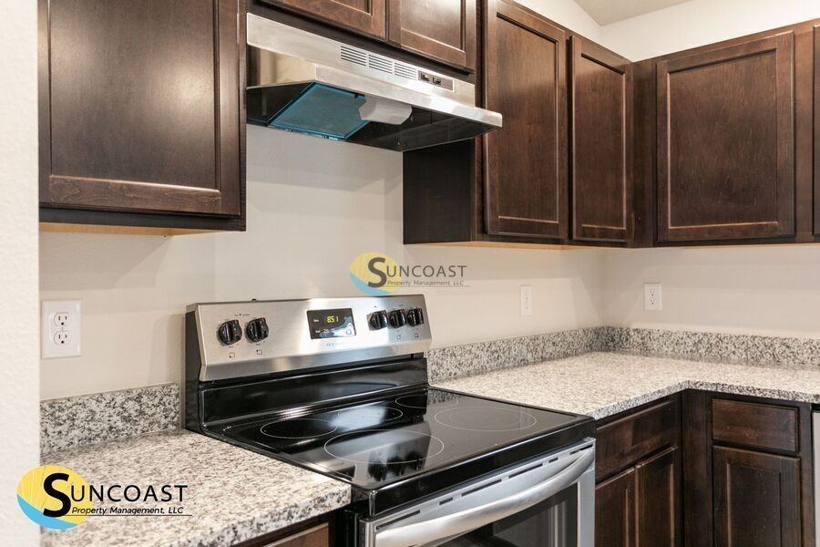 8009 N Primrose Dr - Photo 7 of 25