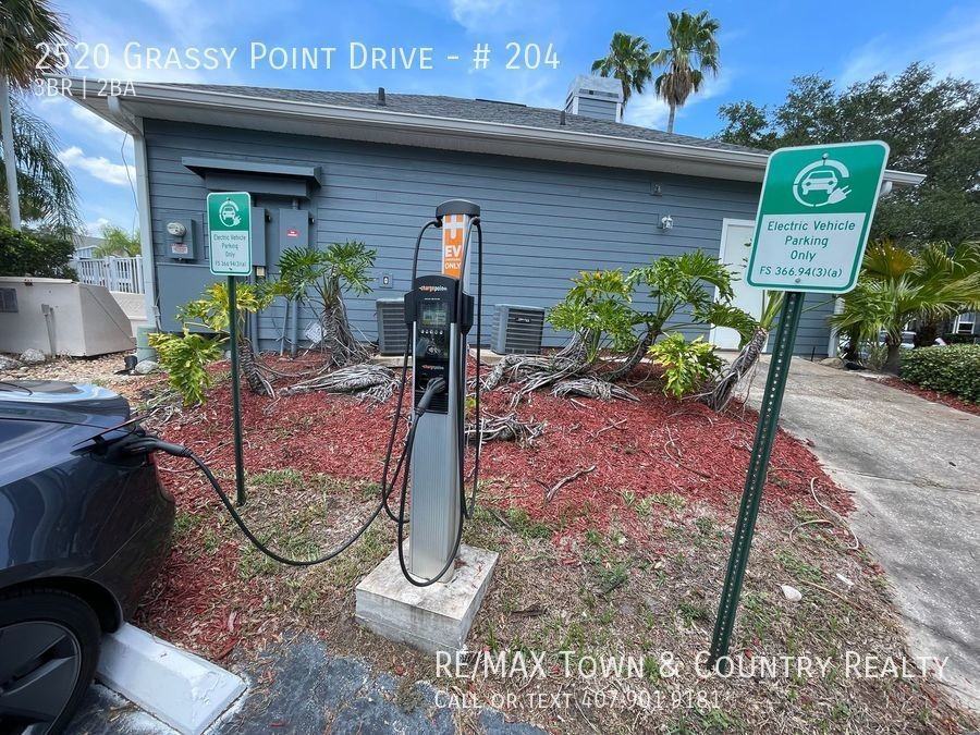 2520 Grassy Point Dr #204 - Photo 5 of 36