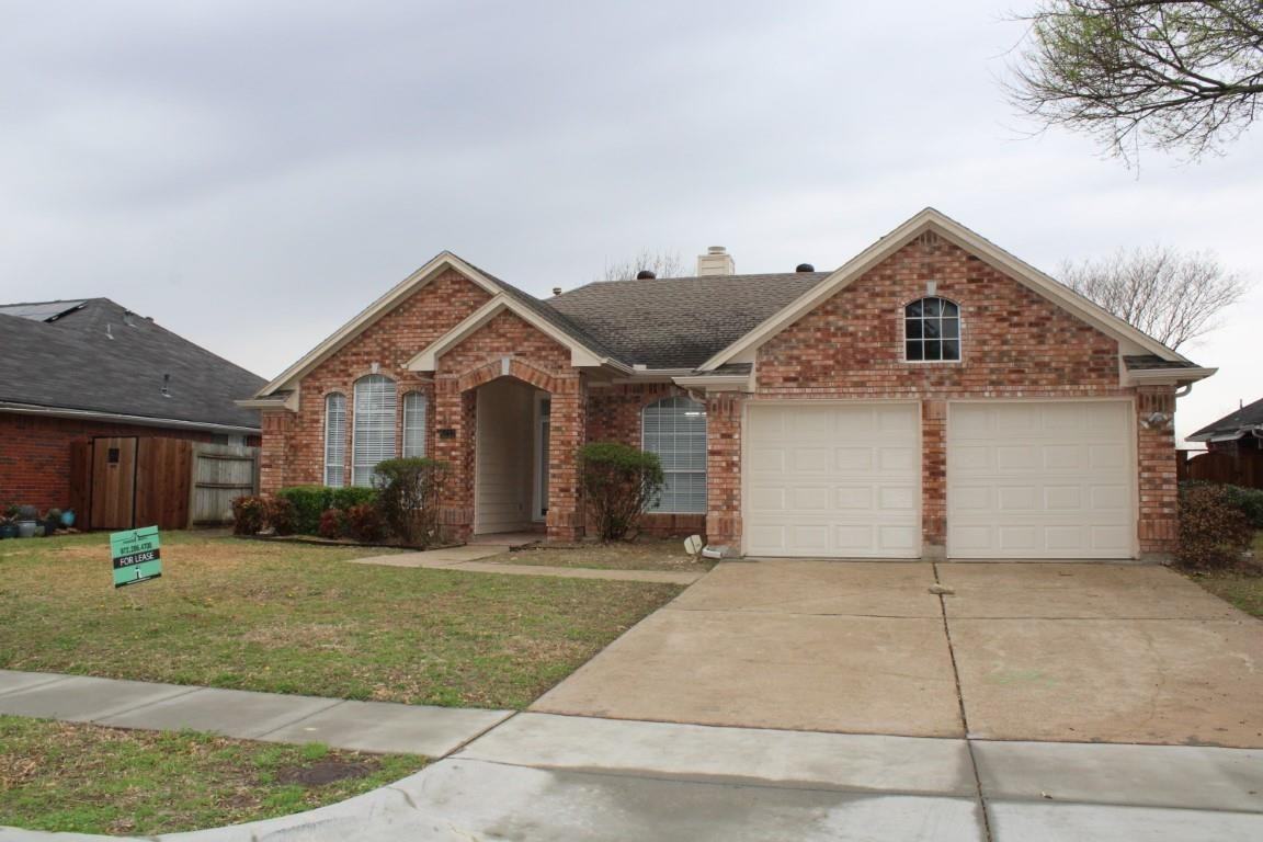 6213 Covington Dr - Photo 2 of 22