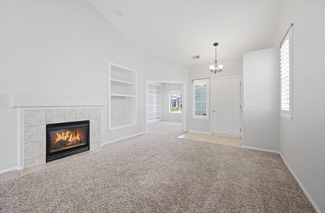 10577 Tracewood Cir - Photo 6 of 41