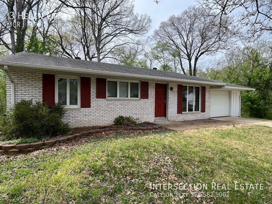 3 Helen Ct - Photo 2 of 22