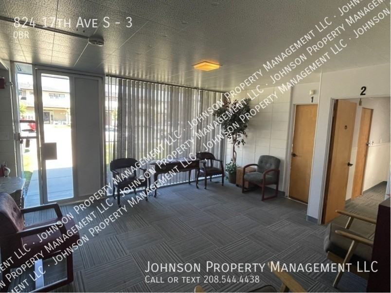 824 17th Ave S #3 - Photo 5 of 9