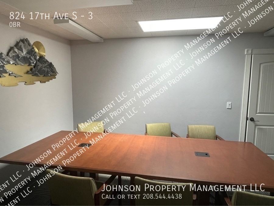 824 17th Ave S #3 - Photo 7 of 9