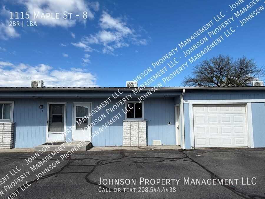 1115 Maple St #8