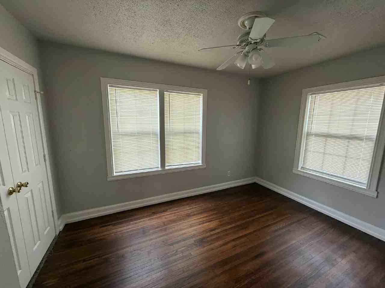 822 N Delaware Pl - Photo 6 of 8