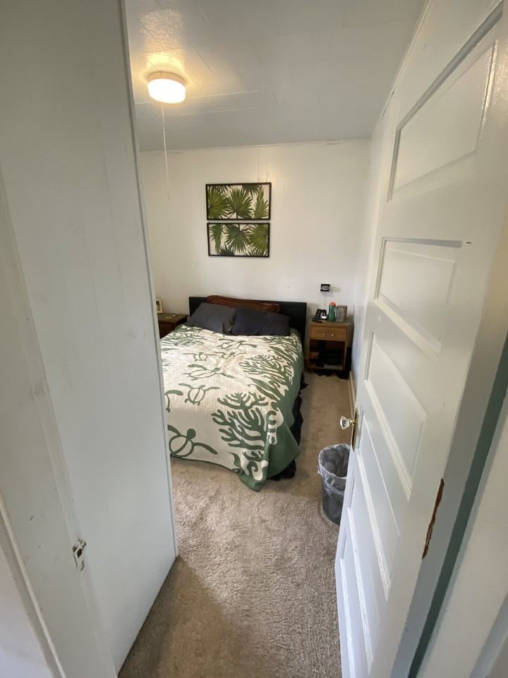 2200 J St #4 - Photo 4 of 11