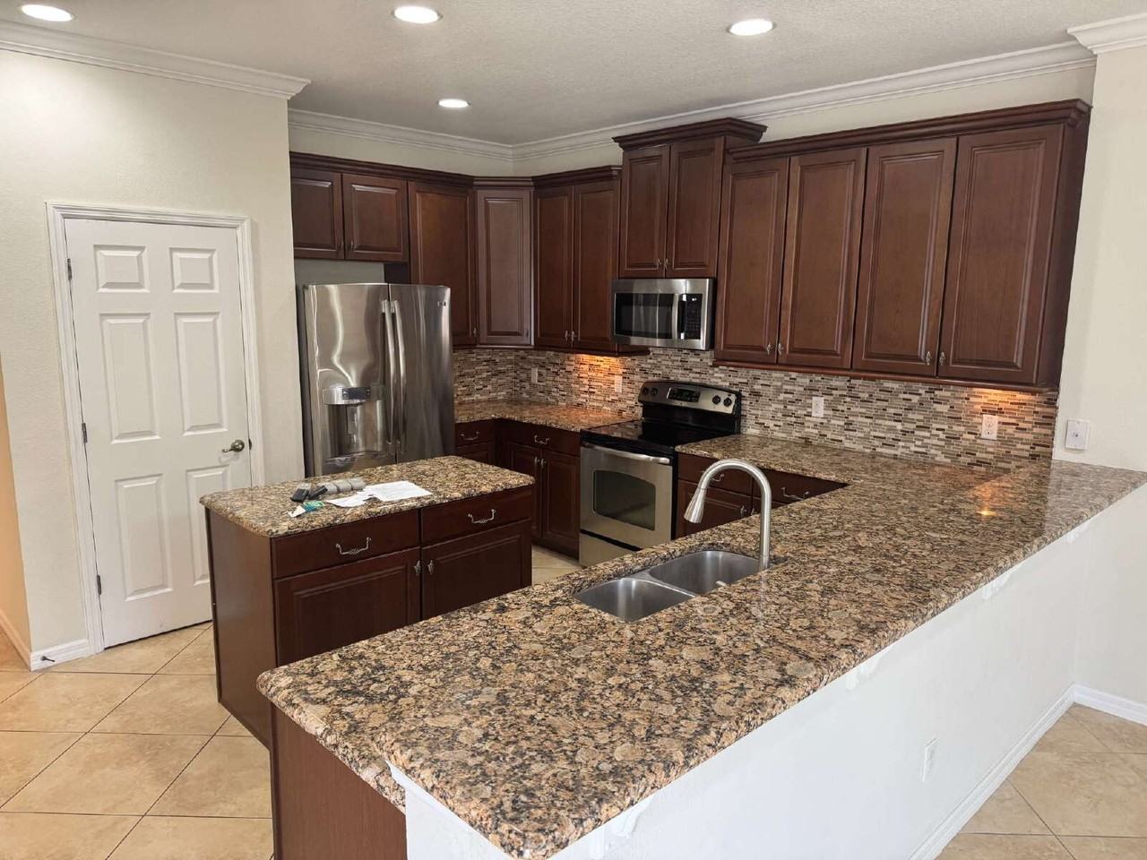 314 Terracina Dr - Photo 2 of 3