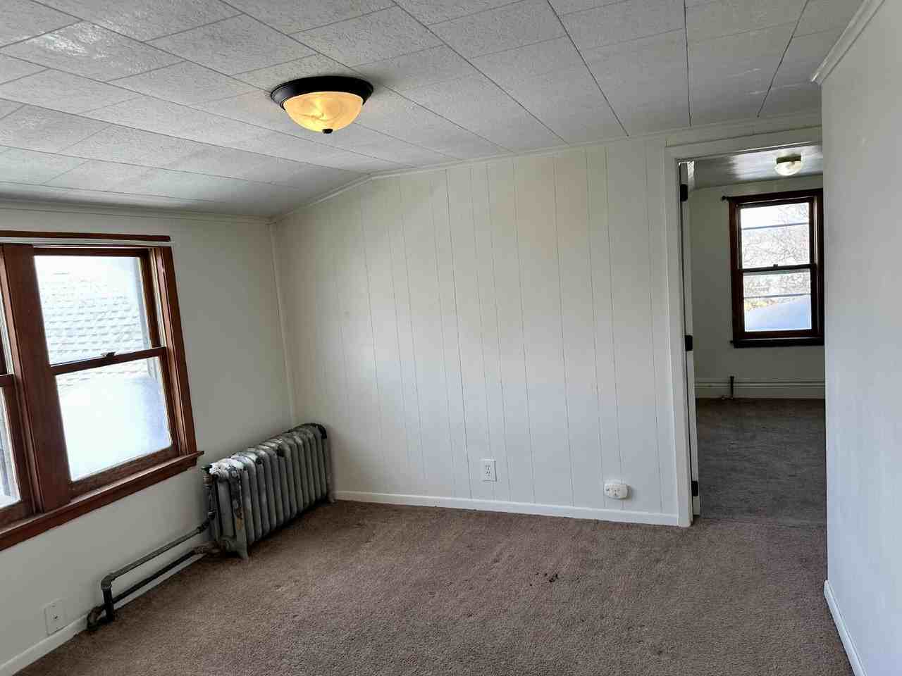 218 2nd St N - Photo 3 of 8