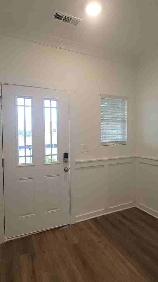 7601 Discovery Point Dr Nw - Photo 2 of 27