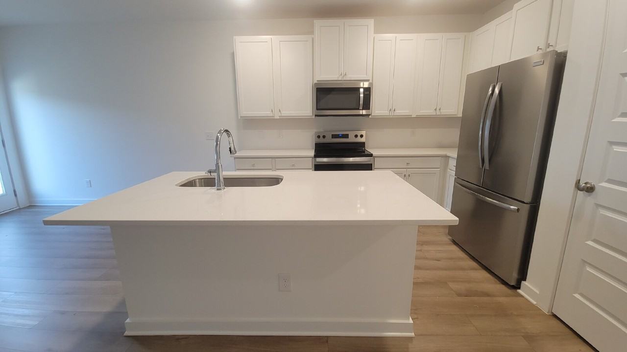 7603 Discovery Point Dr Nw - Photo 6 of 26