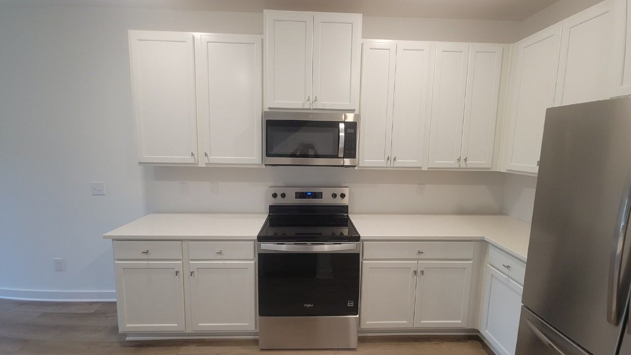 7603 Discovery Point Dr Nw - Photo 7 of 26