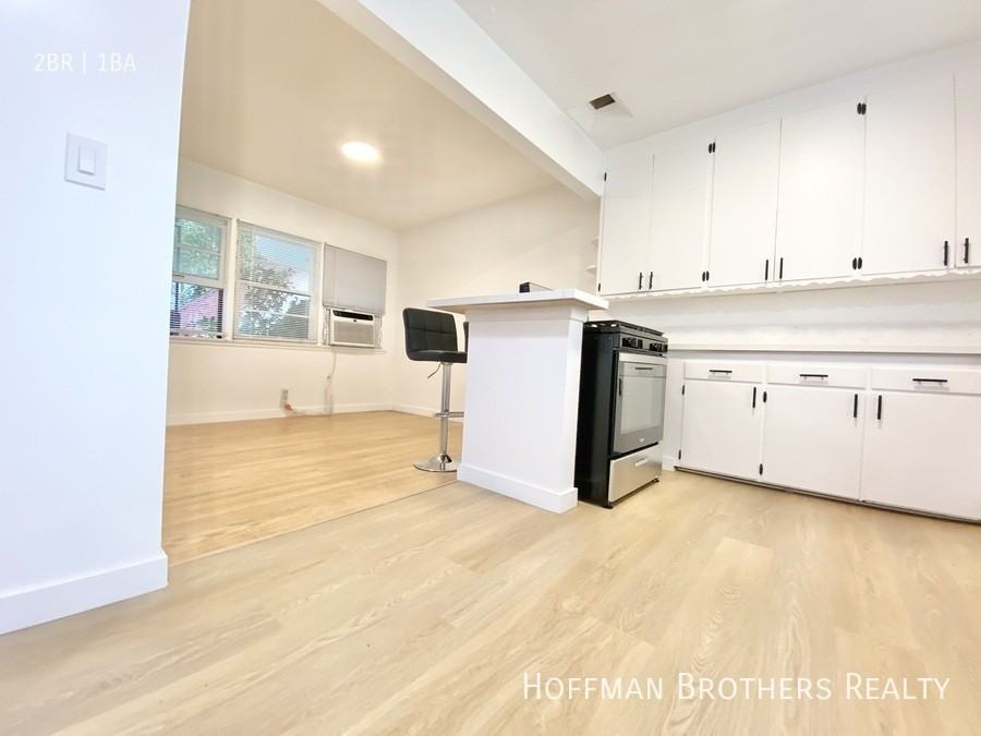 902 Alandele Ave - Photo 2 of 16