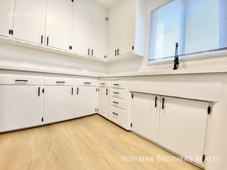 902 Alandele Ave - Photo 3 of 16