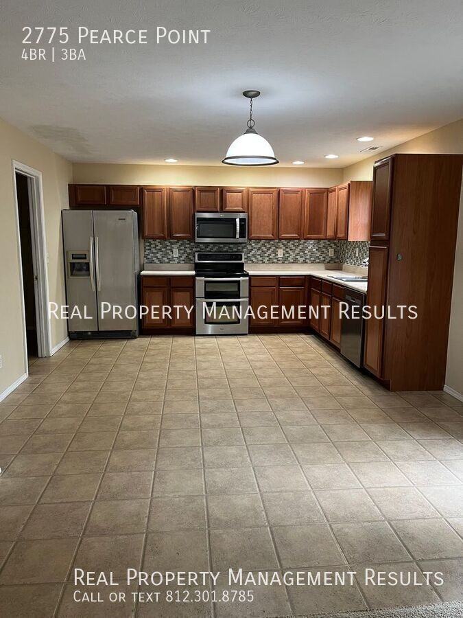 2775 Pearce Pt - Photo 5 of 17