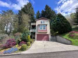 featured image of 512 Se Espinosa St