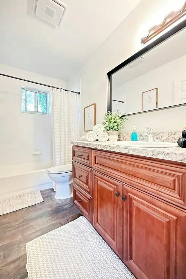 6500 Sw 60th Ave - Photo 7 of 14
