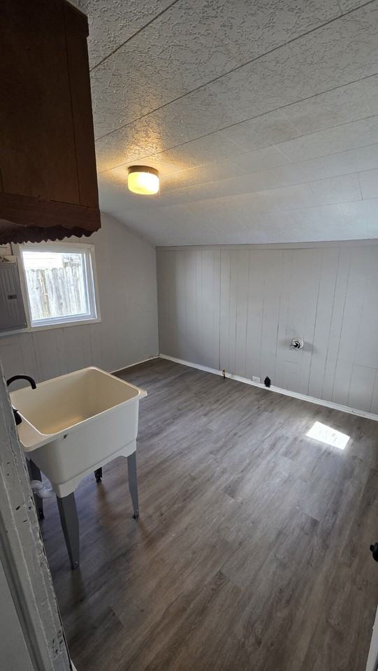 2183 W 81st St - Photo 7 of 13