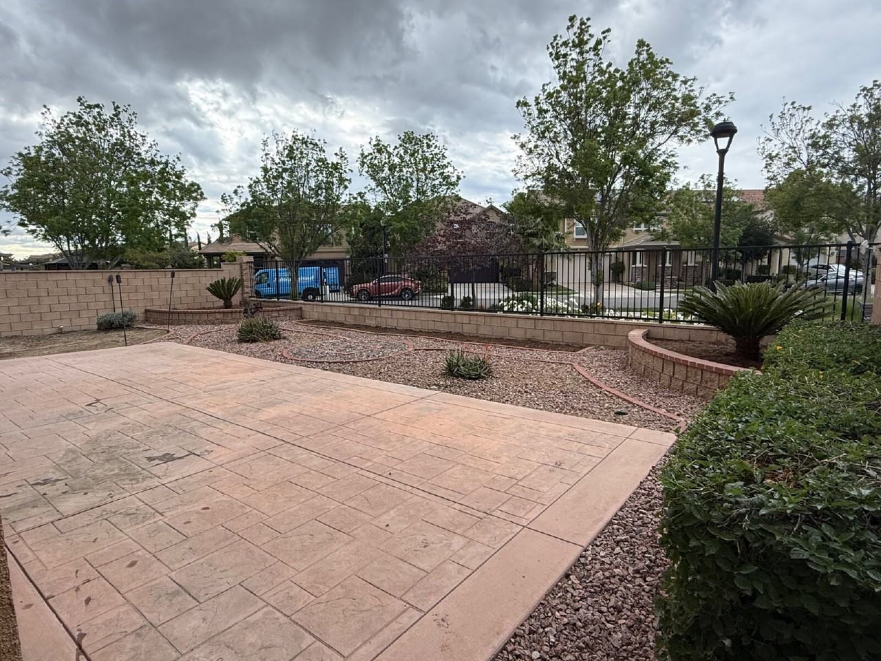 3039 E Arbor Ln - Photo 2 of 15