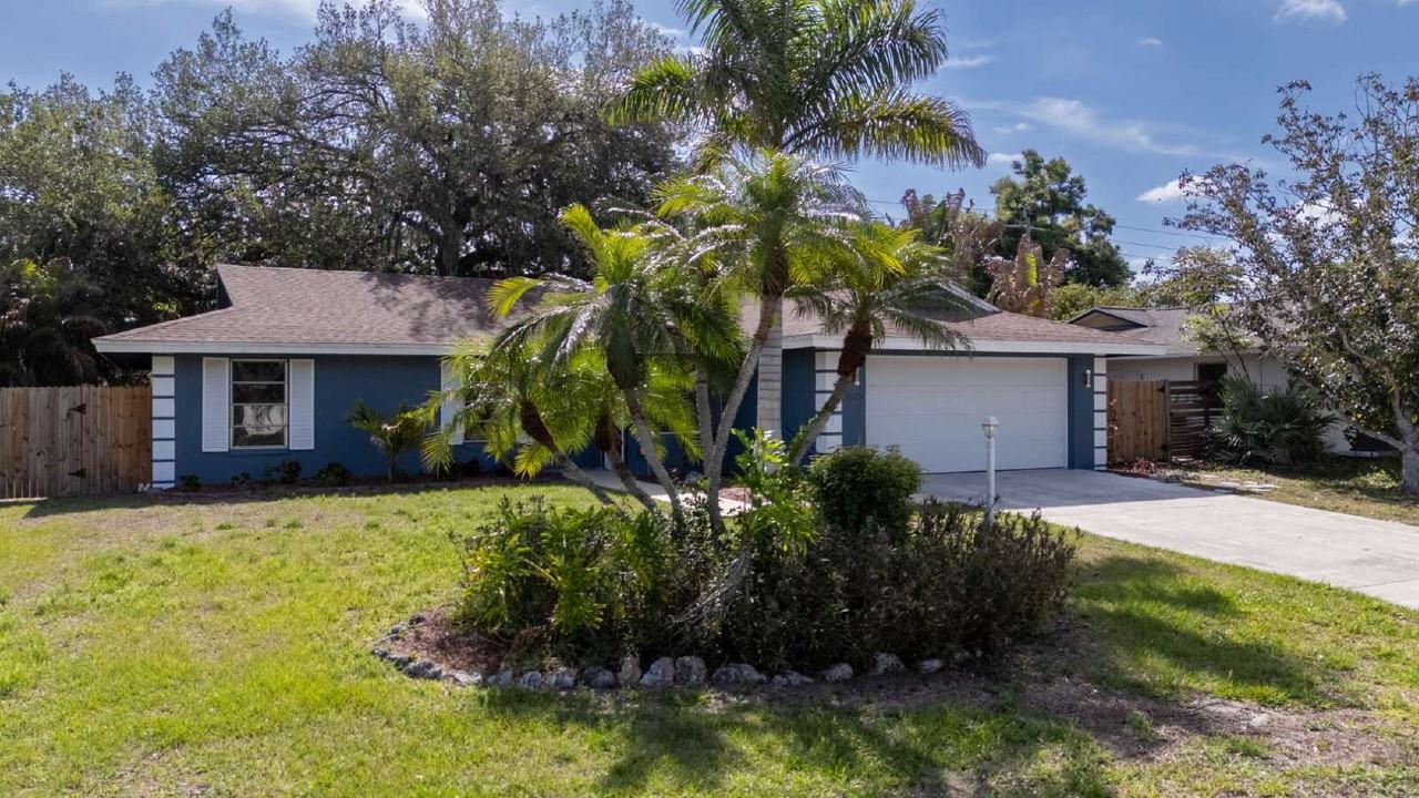 3525 Riviera Dr - Photo 2 of 50