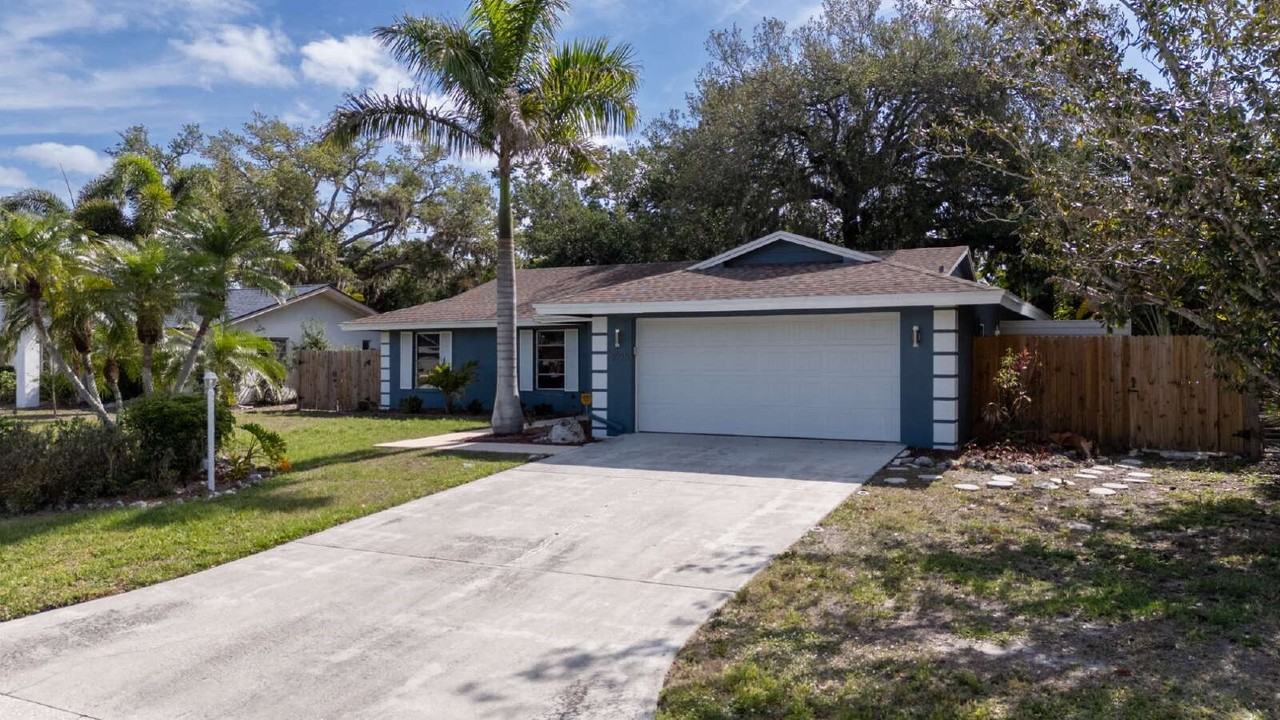 3525 Riviera Dr - Photo 3 of 50