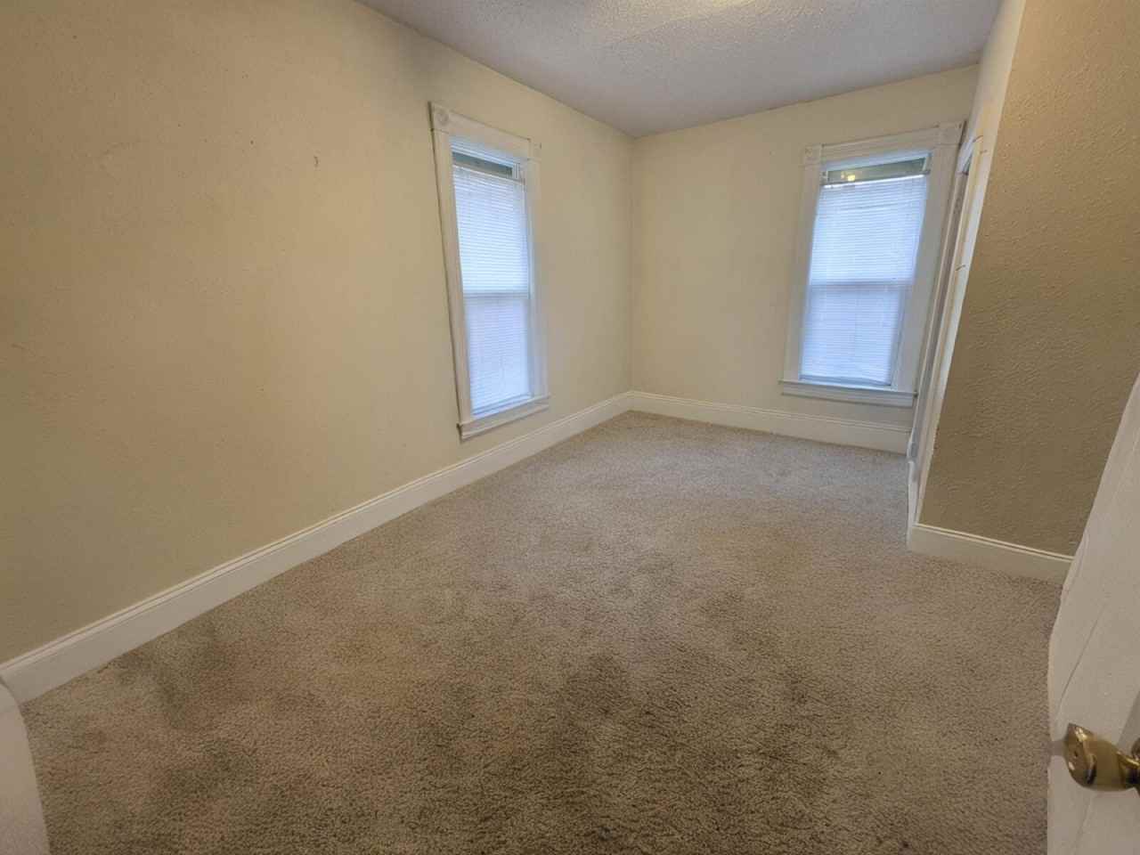 412 Congress St - Photo 7 of 9