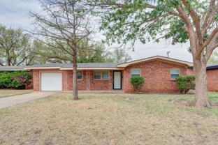 4916 46th St - Photo 1 of 1