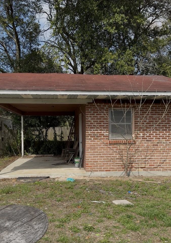 423 Love St - Photo 6 of 50