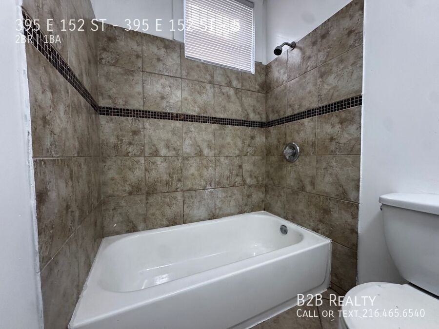395 E 152 ST - 395 E 152 ST #5 - Photo 6 of 34
