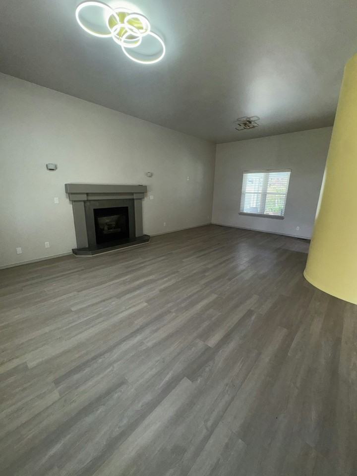 2245 North Marburg Avenue - Photo 3 of 14