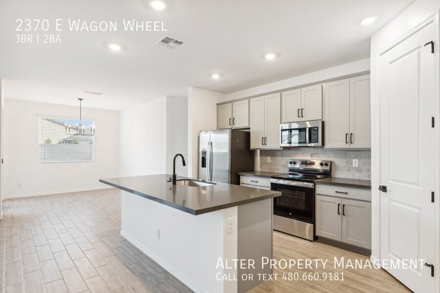 2370 E Wagon Wheel Ln - Photo 7 of 37