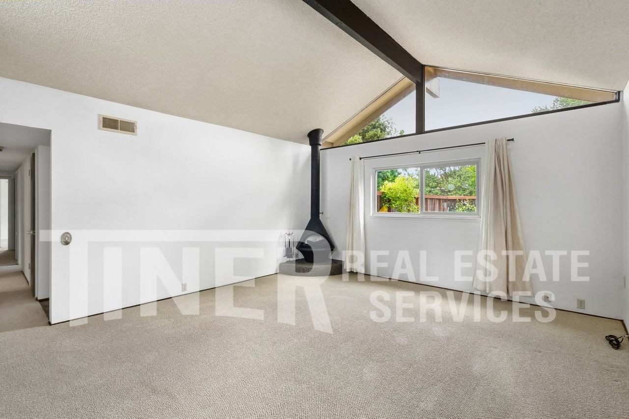 4730 Clothier Way - Photo 7 of 24