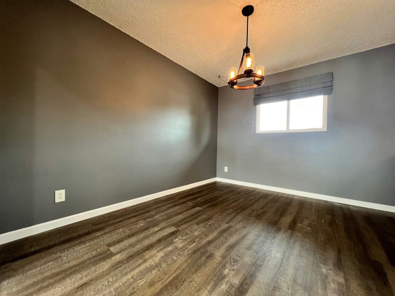 2204 North Normal Avenue - Photo 5 of 23