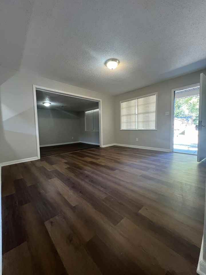 609 Semple Avenue - Photo 5 of 10