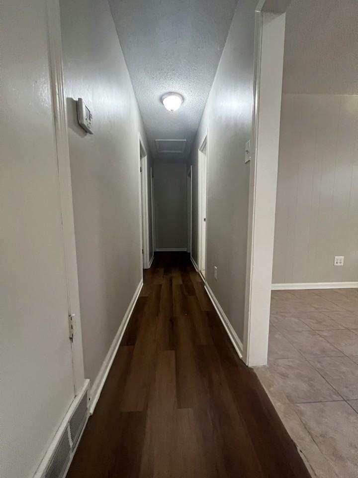 609 Semple Avenue - Photo 6 of 10