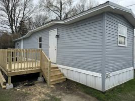 featured image of 2717 Everett Dr