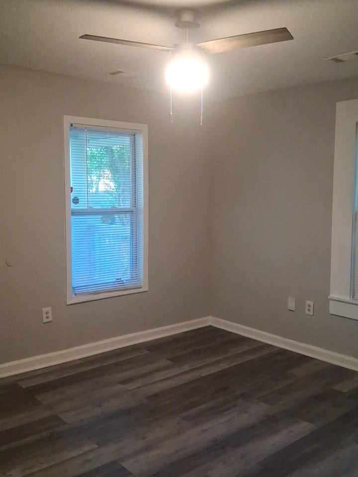 2814 1st Avenue Southwest - Photo 6 of 21