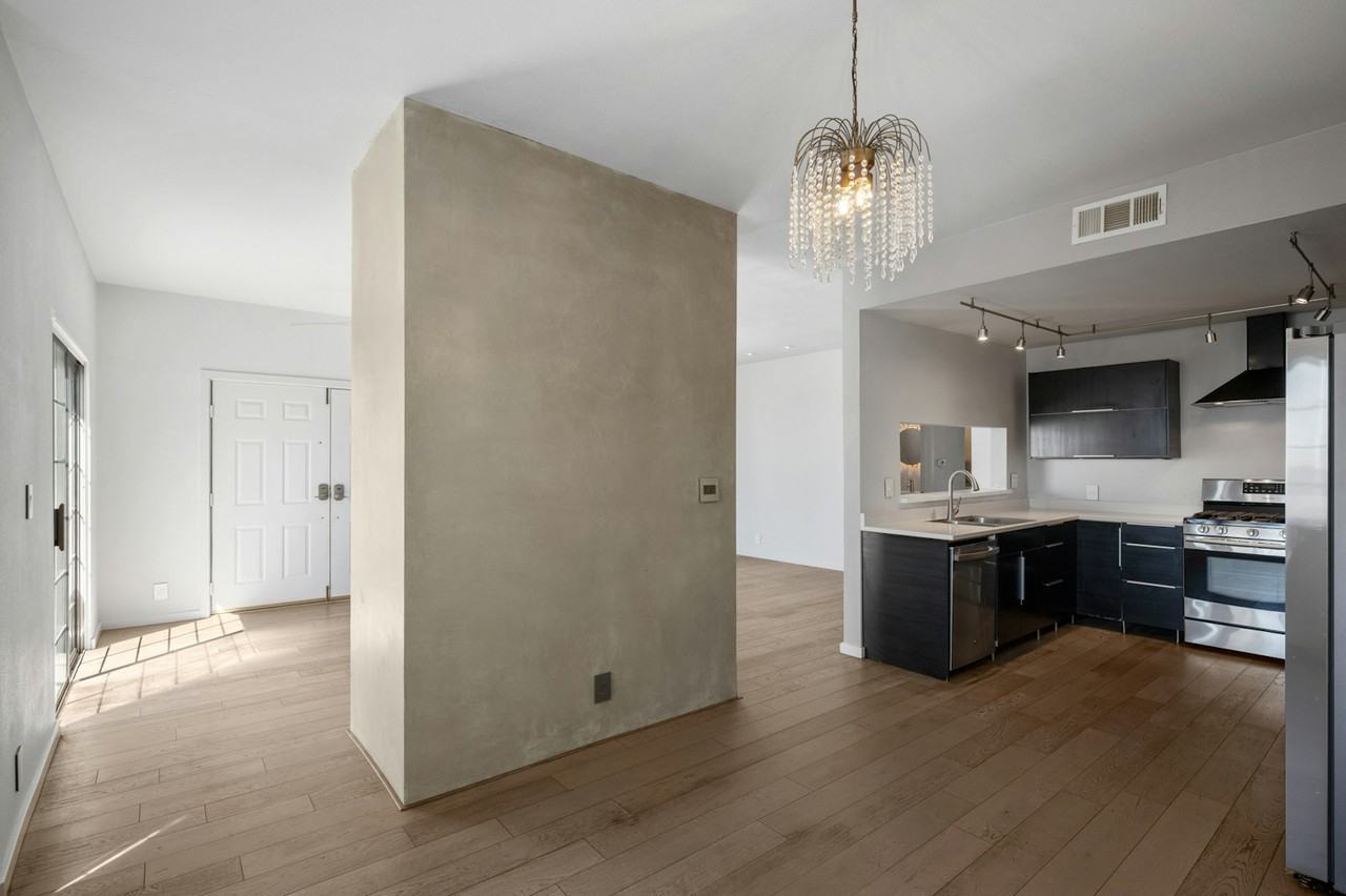 446 Monterey Boulevard, Unit C2 - Photo 6 of 26