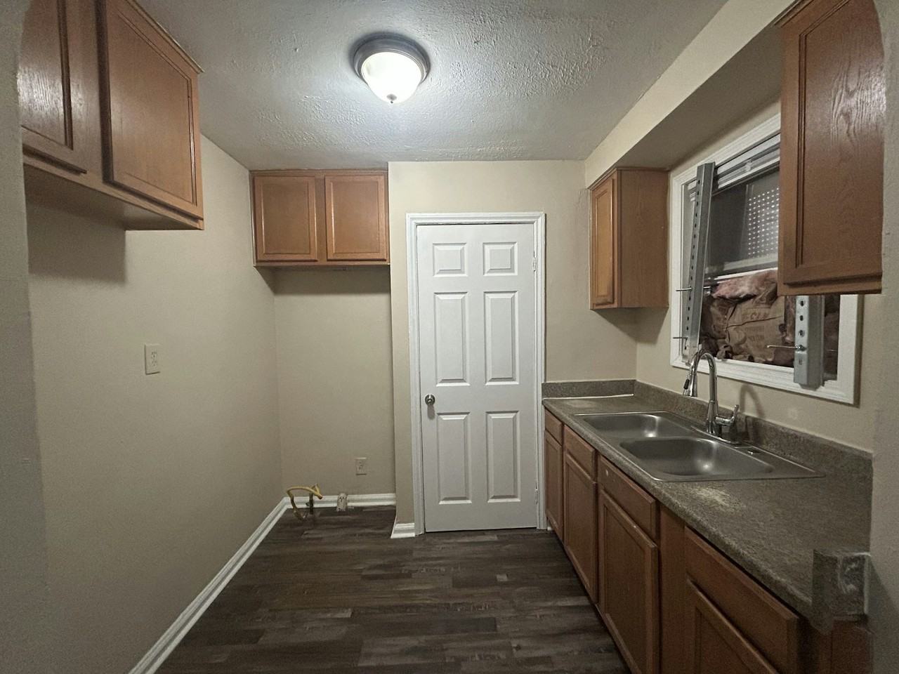 16824 Rutherford Street - Photo 2 of 20