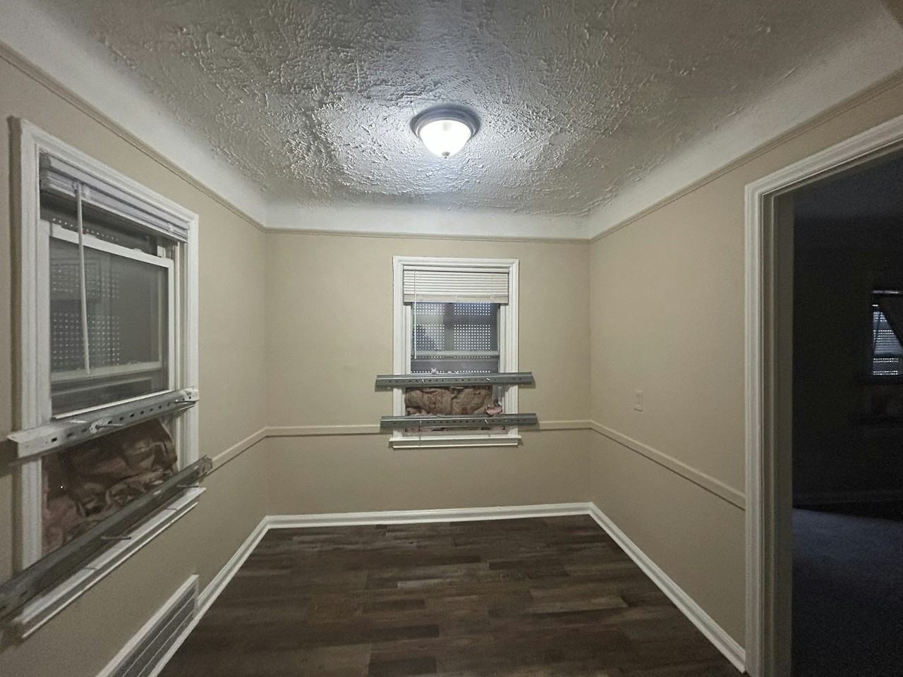 16824 Rutherford Street - Photo 5 of 20