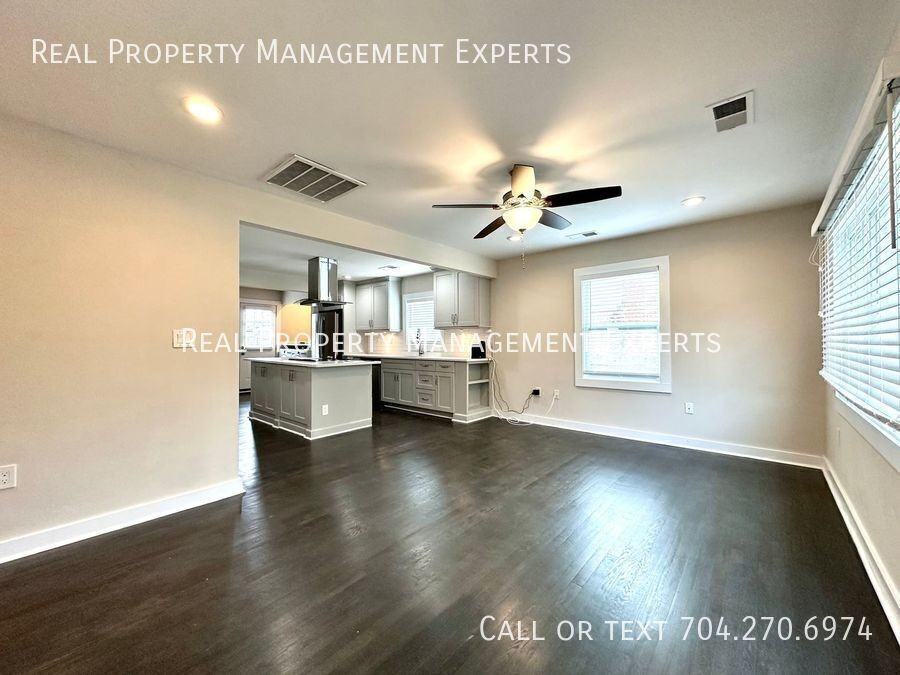 1434 Orvis St - Photo 6 of 19